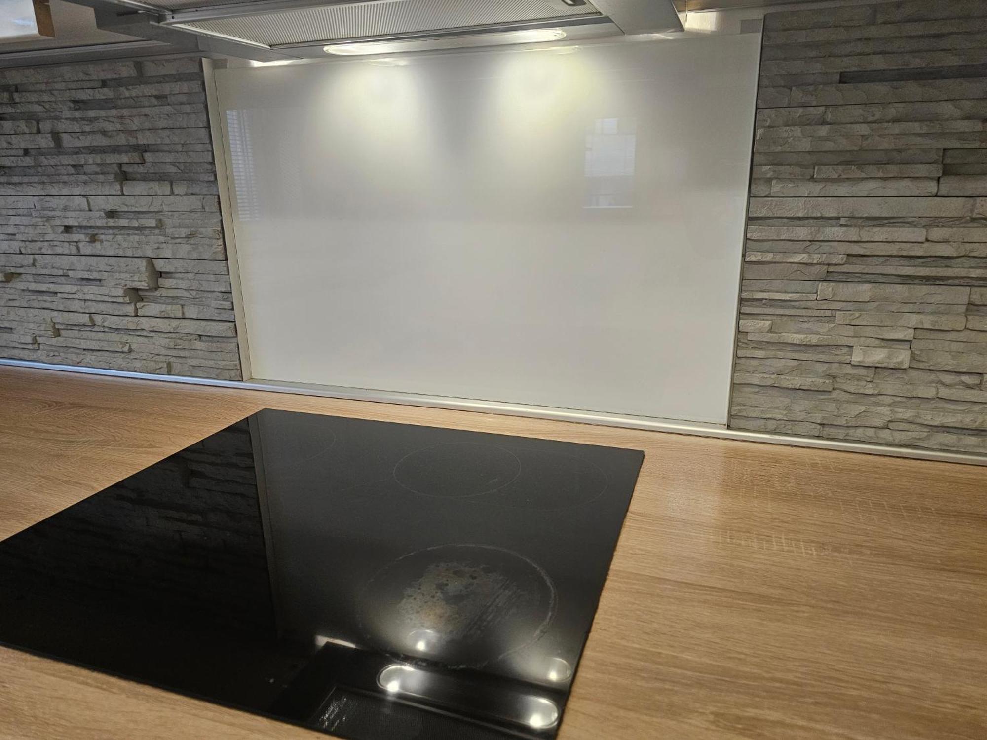 Huge Apartment Next To Train Station Close To The City Center Bratislava Esterno foto
