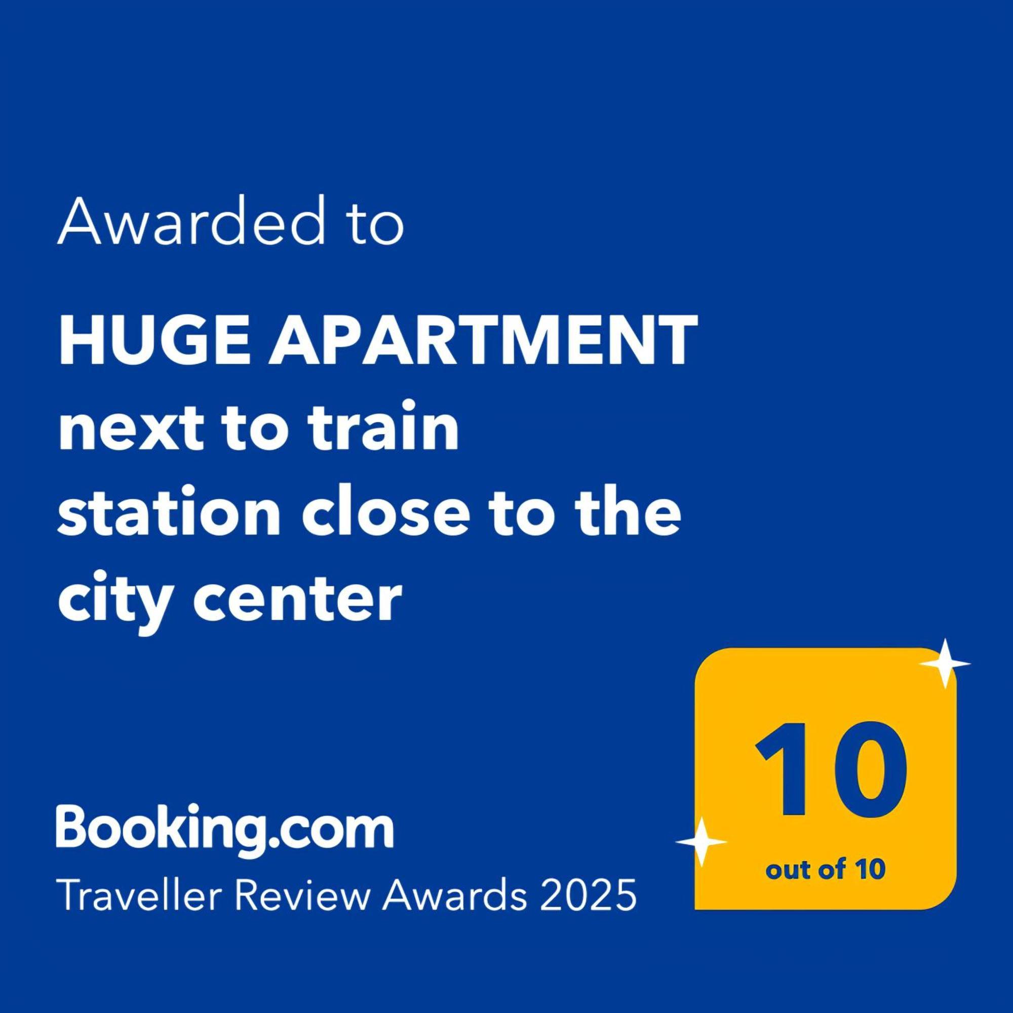 Huge Apartment Next To Train Station Close To The City Center Bratislava Esterno foto